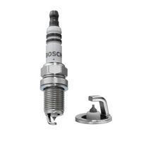 Bosch 0 242 230 500 Zündkerze für Alfa Romeo Chrysler Fiat Mercedes Benz Nissan